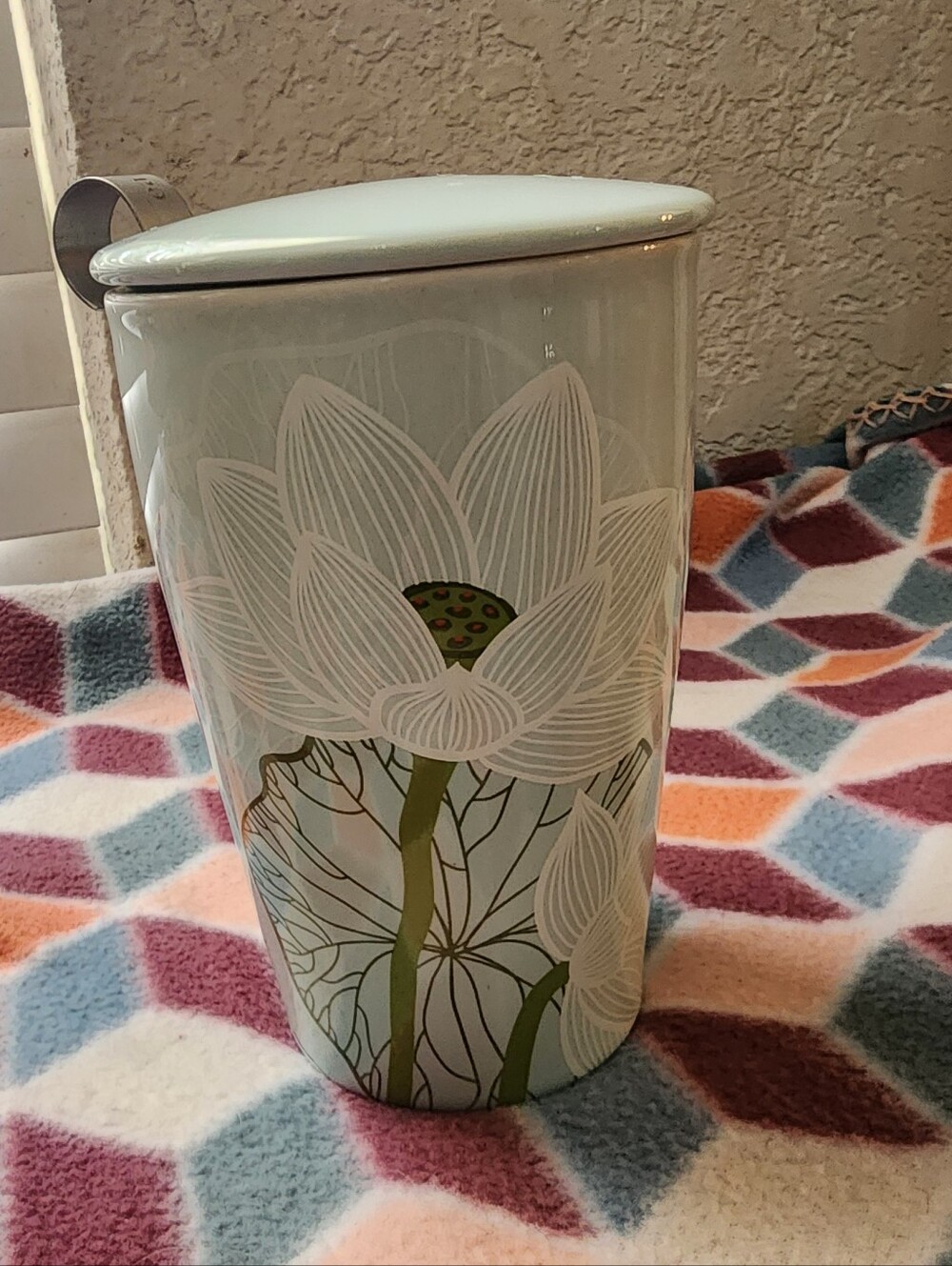 Ceramic Tea Steeping Cup Infuser Set in Light Green